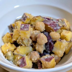 まゆのの作ってみた!投稿(【さつまいもとお豆の和風サラダ】ごま香る♪マヨなしヘルシー！)