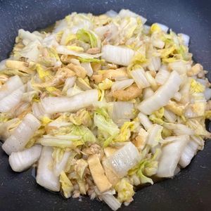 かなてぃの作ってみた!投稿(ササッと5分で完成！白菜とツナ、油揚げの旨煮)