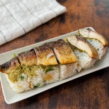 1枚ペロリ！簡単【焼きサバ寿司】