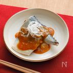 ＼丁寧すぎる解説付きで失敗なし!／和食の定番・さばのみそ煮