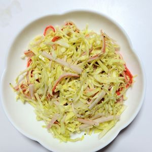 ふうかの作ってみた!投稿(さっぱり爽やか♡レモン香る春キャベツとカニカマのコールスロー)