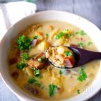 ＼オートミールで身体リセット／野菜たっぷり豆乳カレースープ