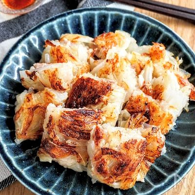 カリカリもちもち！やみつきの♪
新玉ねぎと豚バラのチヂミ
