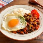 食べたらハンバーグ♪【コクうまそぼろごはん】