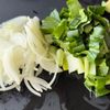 マカロニ別ゆでなし!火を使わない♪【えびマカロニグラタン】の工程1