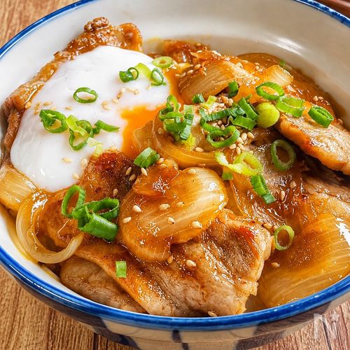 男子が喜ぶガッツリ飯【豚バラ玉ねぎの甘辛丼】