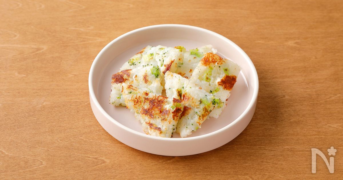 【離乳食】手づかみごはん＊ブロッコリーとチーズのお焼き