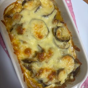 ゆっこの作ってみた!投稿(なすトロ〜リ・簡単♡さば味噌煮缶となすのカレーマヨチー焼き)