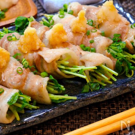 動画あり ビールに合うさっぱり料理 肉巻き豆苗のおろしポン酢 By Ryota レシピサイト Nadia ナディア プロの料理家のおいしい レシピ