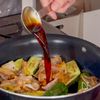 炒めるだけで絶品！ご飯すすむ✨【豚バラときゅうりの甘辛炒め】の工程5