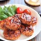 【冷凍作り置き】節約メニュー！鶏胸肉の煮込みハンバーグ