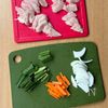 ＼ごはんが消える…! ／鶏むね肉のスタミナ炒めの工程1