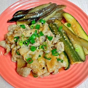 maiの作ってみた!投稿(【ご飯が超合う】豚こま肉と茄子ズッキーニのさっぱりオイ照り)