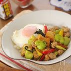 そら豆と厚揚げのガッパオ