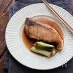 ブリの照り焼き。