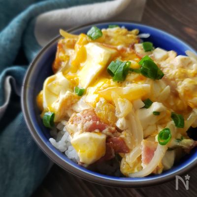 5分で作るフライパンごはん！豆腐たまご丼