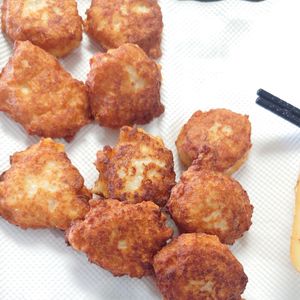 はーちゃん‪⸜‪‪‪‪🐣⸝‬の作ってみた!投稿(【豆腐と鶏肉のふわふわナゲット】簡単＆節約！子供が喜ぶ♡)
