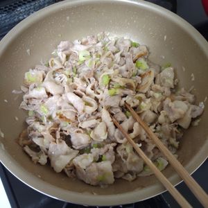 みふりーもの作ってみた!投稿(【絶賛される、ねぎ塩豚カルビ丼】男子受け抜群/簡単/丼レシピ)