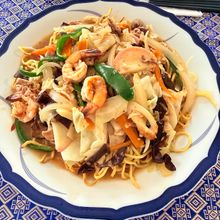 ＜郷土料理＞太麺の長崎皿うどん