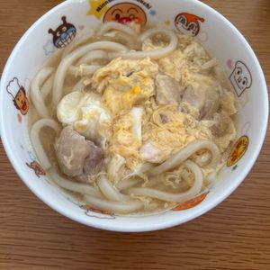 まぁちゃんの作ってみた!投稿(【鶏肉とふわふわ卵のかき玉うどん】とろ〜り鶏だし麺つゆ♬︎)
