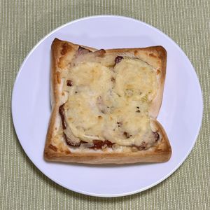 キャピタンの作ってみた!投稿(オニオンベーコントースト。)