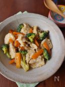 鶏むね肉とブロッコリーのあっさり中華炒め