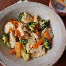 鶏むね肉とブロッコリーのあっさり中華炒め