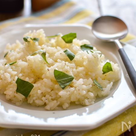 バターチーズライス バジル香る フライパンで簡単 By いがらしかな レシピサイト Nadia ナディア プロの料理家のおいしいレシピ