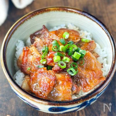 ごはんすすむ甘辛ダレ!【豚バラ丼】