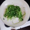 炒め時間10秒⏰〈だし香る豆苗炒め〉中華屋さんに負けない!の工程2