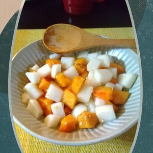 チョロリスの作ってみた!投稿(【大根と柿の中華風マリネ】ポリポリ止まらない！)
