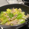 しーちゃんの作ってみた!投稿(【やみつき！豚ばらキャベツのうま塩炒め】もりもりご飯が進む)
