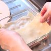 重ねて焼くだけ！◎簡単なのに本格的✨【春巻きの皮でラザニア】の工程5