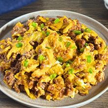 材料2つ！豚ひき肉と卵のてりたま炒め