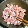 九州名物・酢モツ風！鶏モモ肉ポン酢炒めの工程2