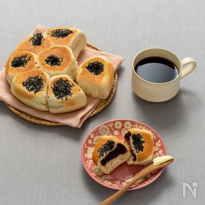 ゴマとあんこのちぎりパン