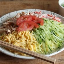 レンチン蒸し鶏の冷やし中華