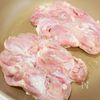 【鶏ももチャーシュー】ほったらかしで味しみしみ♡の工程1