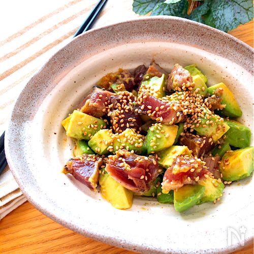 激旨な組み合わせ アボカドとかつおのたたきのポン酢生姜和え レシピサイト Nadia ナディア プロの料理家のおいしいレシピ