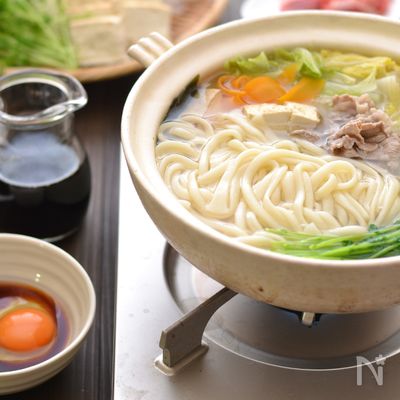 すきやきだれでうどん鍋