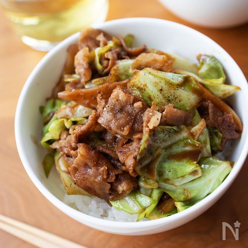 『豚バラキャベツの甘味噌炒め丼』10簡単☆スピードごはん♪