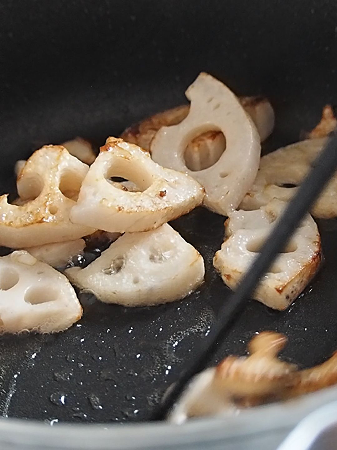 鶏マヨ蓮根】こどもから大人まで、万人受けのやみつきオカズ