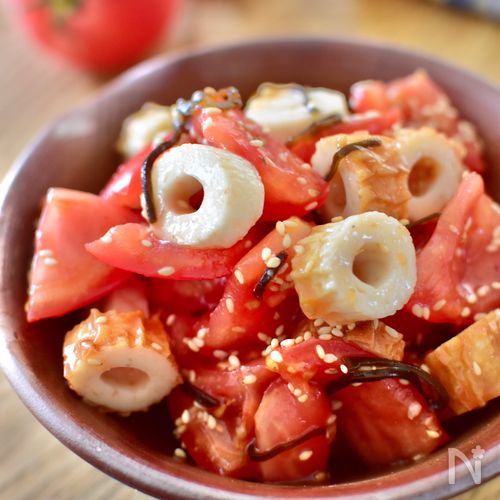 ［冷やしておいしい！トマトとちくわの塩こん和え］おつまみに◎