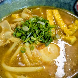 まゆのの作ってみた!投稿(5分で完成♡お蕎麦屋さんみたいなカレーうどん)
