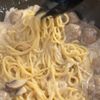 【肉団子クリームパスタ】ワンパンで節約ガッツリ麺の工程5
