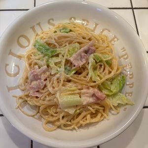 mi-koの作ってみた!投稿(ワンパンで作る！キャベツとベーコンのクリームパスタ)