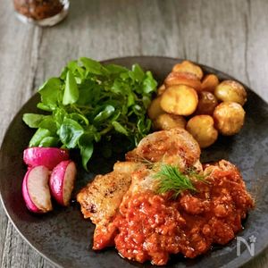 チキンソテー短時間で濃厚トマトソース♪