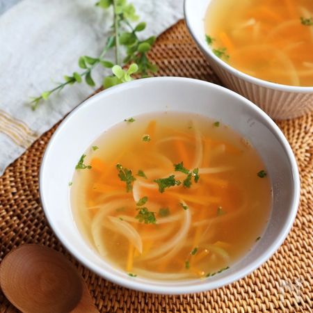 10分で完成 玉ねぎとにんじんのコンソメスープ By Asuca レシピサイト Nadia ナディア プロの料理家のおいしいレシピ 10分で完成 玉ねぎとにんじんのコンソメスープ By Asuca レシピサイト Nadia ナディア プロの料理家のおいしいレシピ