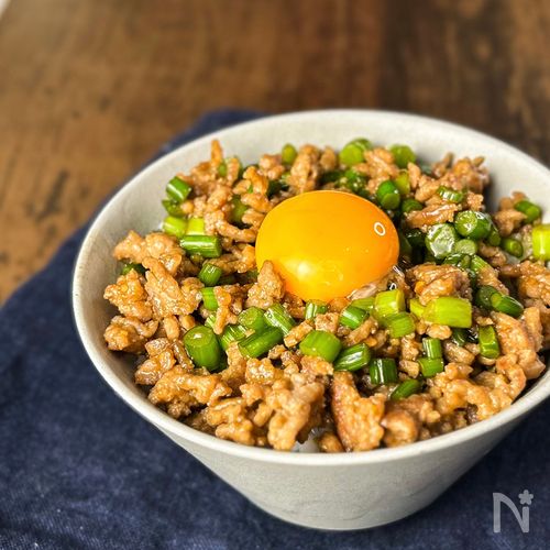 【にんにくそぼろ】やみつきコクうまご飯泥棒