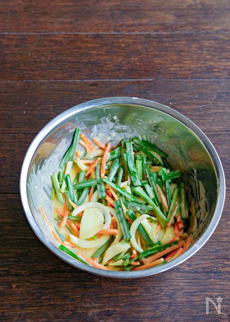 食材を加える